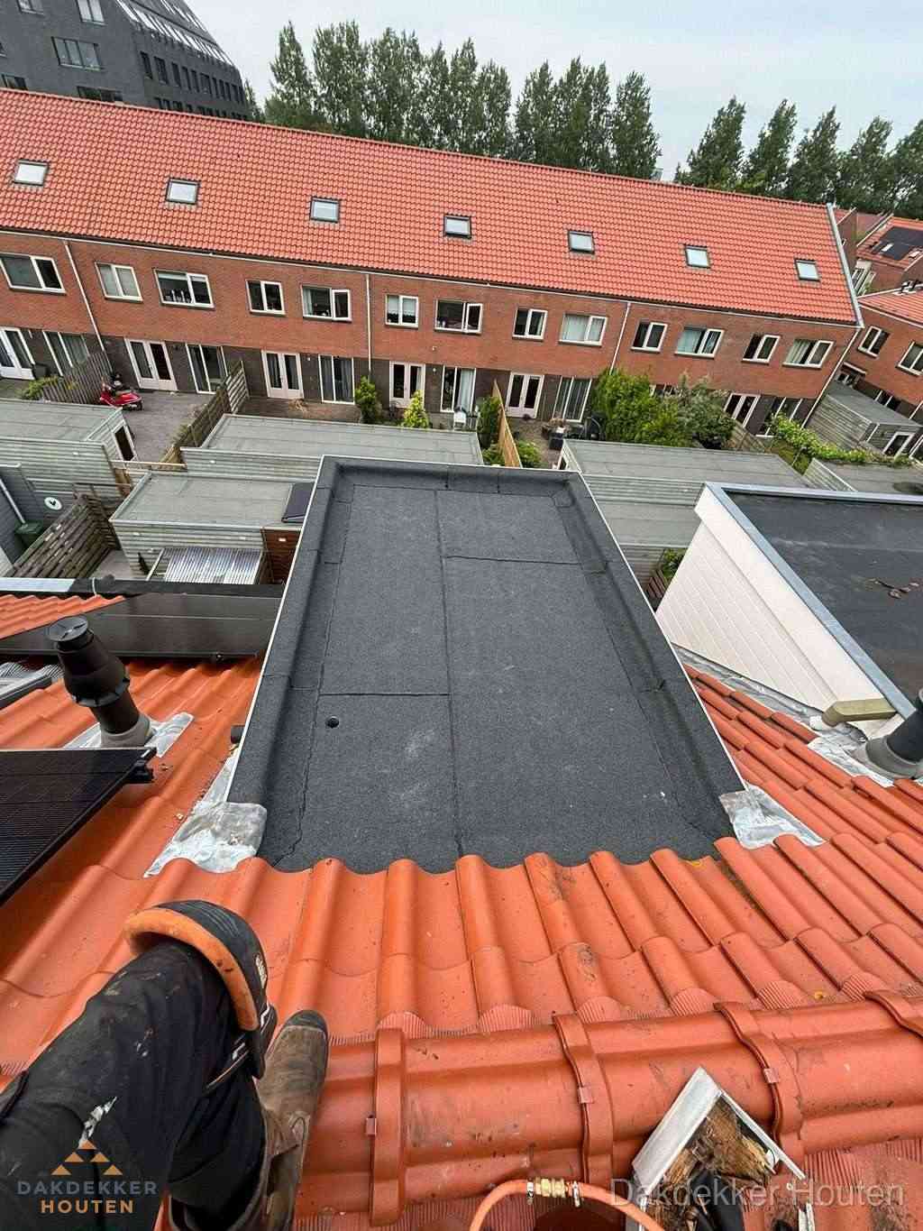 Bitumen Dak Reparatie Houten