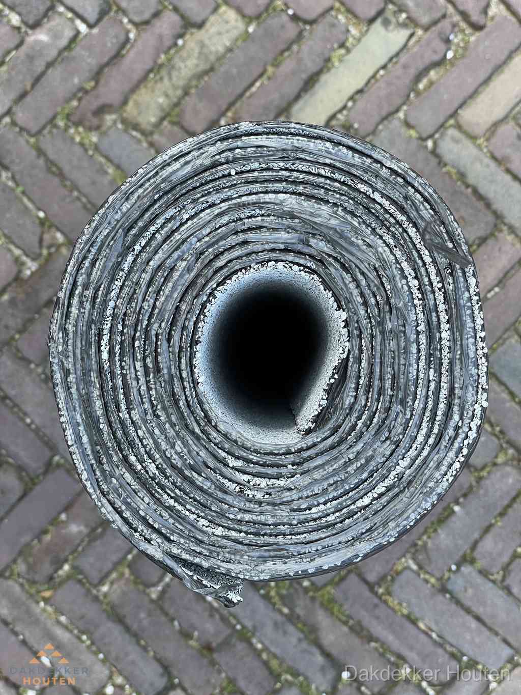 Rol EPDM dakbedekking materiaal voor plat dak in Houten Rol EPDM dakbedekking materiaal voor plat dak in Houten