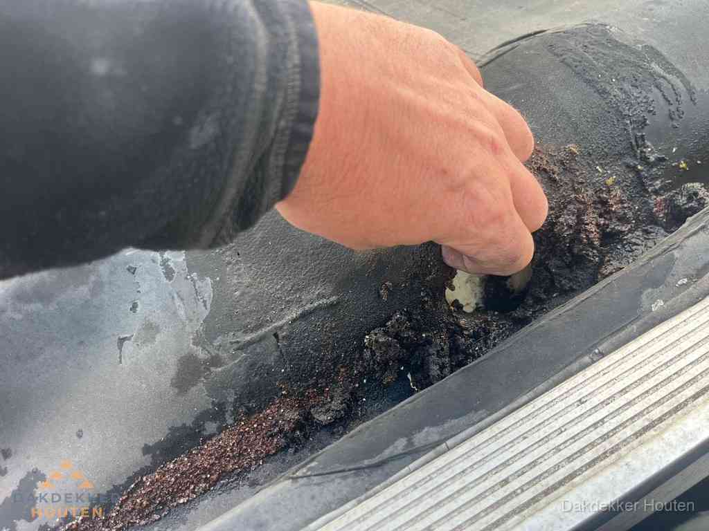 Plat Dak Reparatie Houten