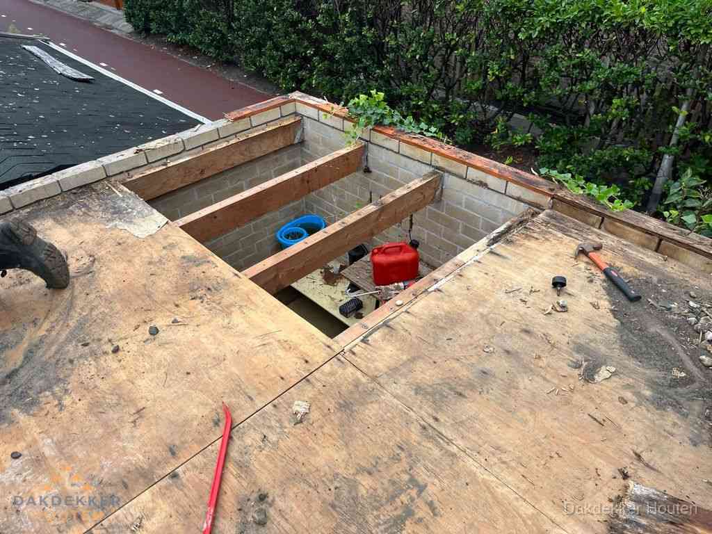 Plat Dak Vervangen Houten
